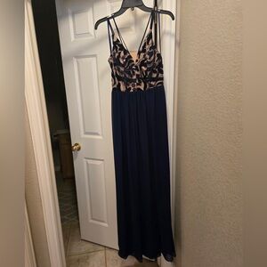 Jodi Kristopher Navy and Beige Maxi Dress